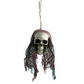 Décoration suspendue Halloween, crâne de pirate ensanglanté